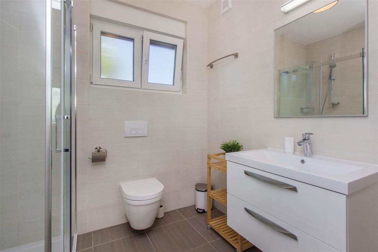 Villa Top Of Murter, One Bedroom Apartment Exterior photo